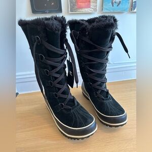 NWT Sorel Black Tall Winter Boots with Fur Trim